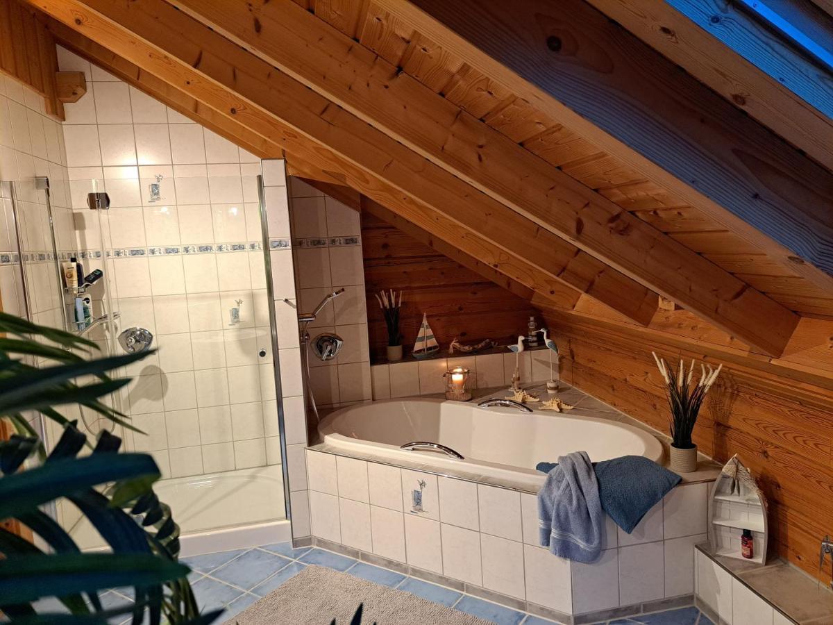 Steewer Landhaus Gemuetliche Ferienwohnung Bis 6 Pers In Ruhiger Ortsrandlage Stebach Ngoại thất bức ảnh