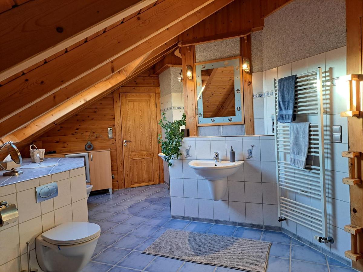 Steewer Landhaus Gemuetliche Ferienwohnung Bis 6 Pers In Ruhiger Ortsrandlage Stebach Ngoại thất bức ảnh